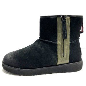 UGG Classic Mini Zip Winter Boot Men’s Size 7 M